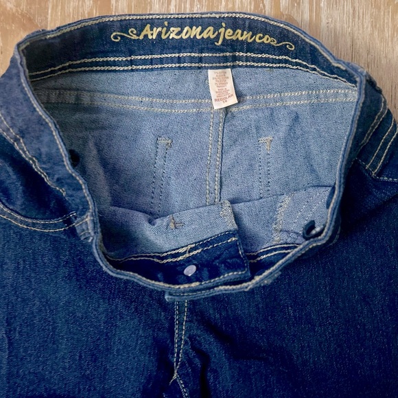 Arizona Jeans Co. Stretch Skinny Jeans - Picture 4 of 6